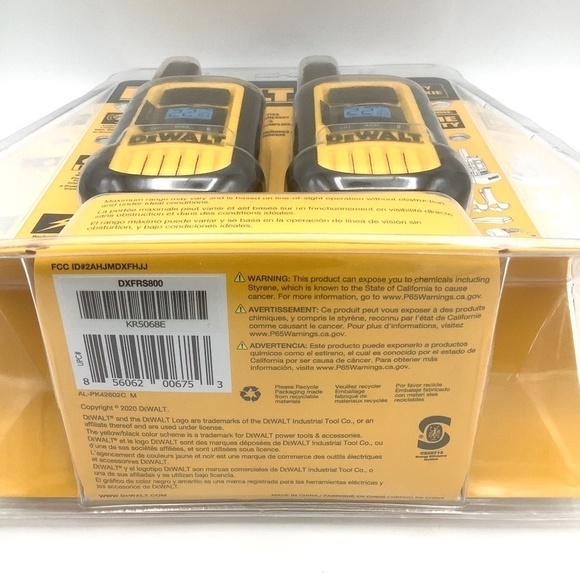 DeWalt DXFRS800 22 Channel Heavy Duty Walkie-Talkie Two Way Radio System - Picture 3 of 4